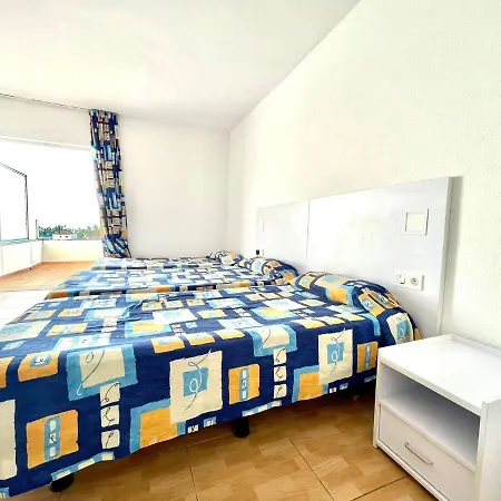 Modern Studio Cs With Wifi, Shared Pool, Puerto De La Cruz Puerto de la Cruz (Tenerife)